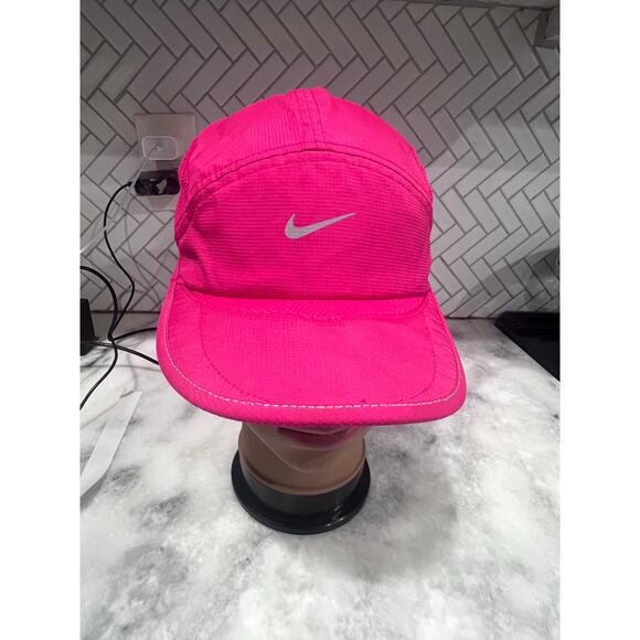 Nike Daybreak Dri-FIT Running Hat Cap Hot Pink Reflective Swoosh Lightweight main image 5